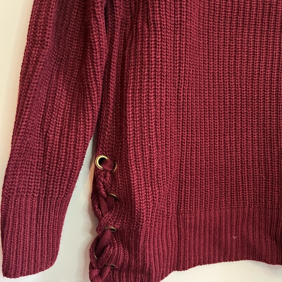 Maroon Knit Sweater - Small - Picture 4 of 4